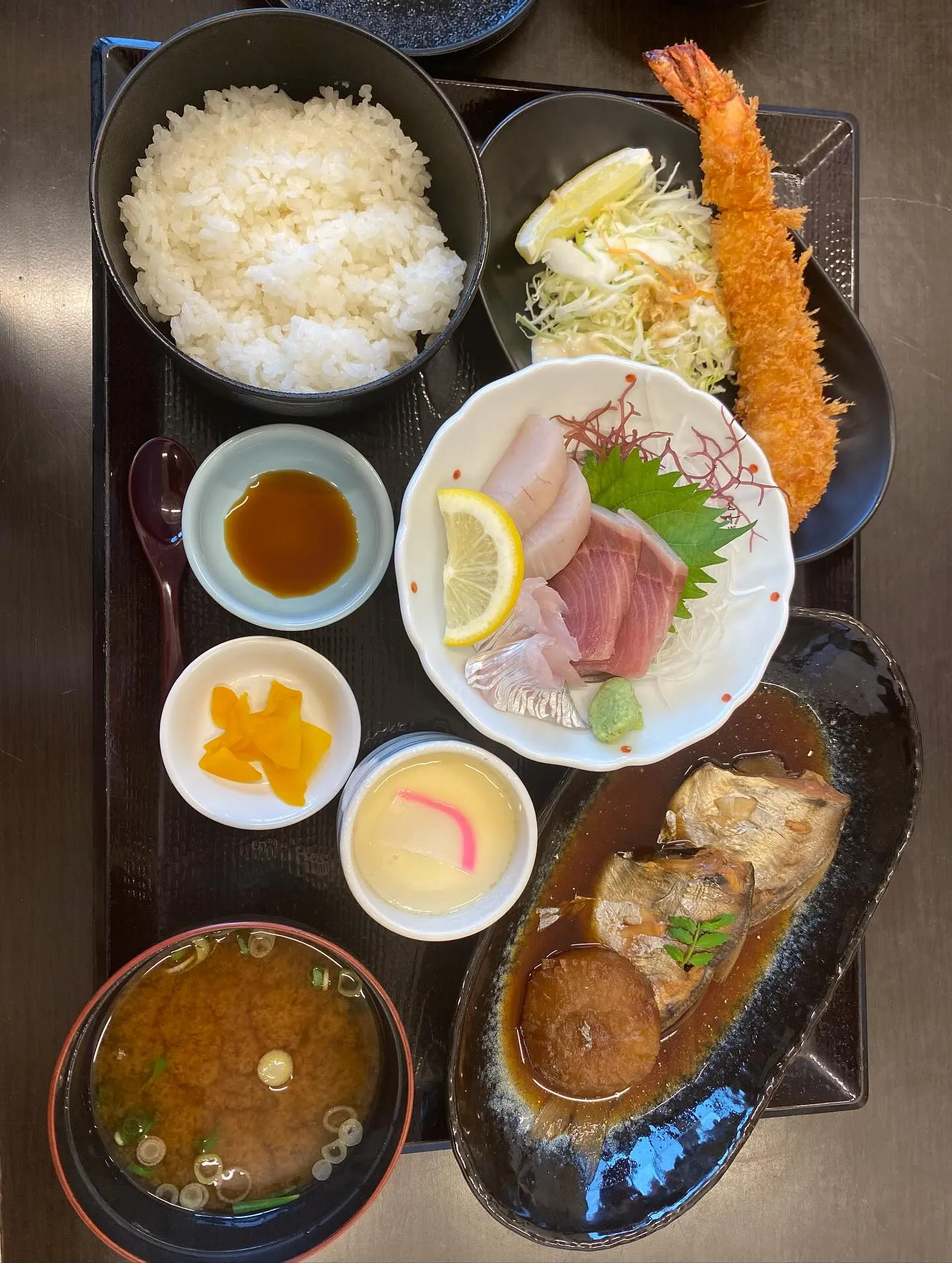 美浜へ行く用事があったので、せっかくなので口コミのよいお店に...